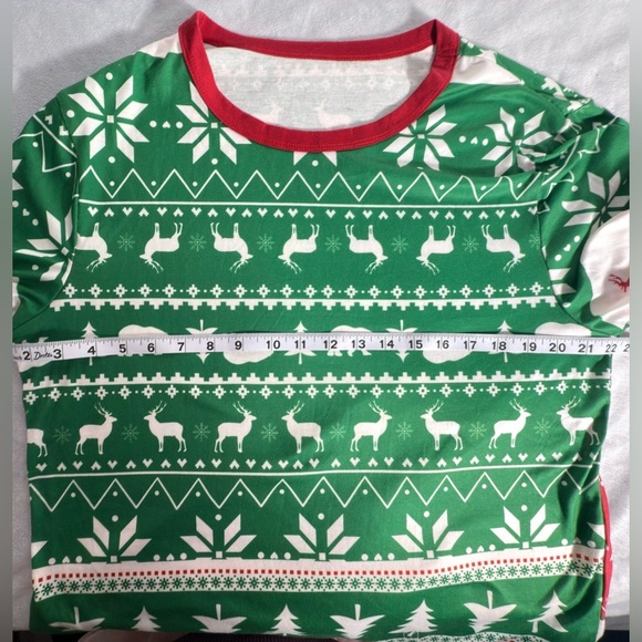 Holiday Cheer Women's Pajama Set - Red and Green - Picture 11 of 12